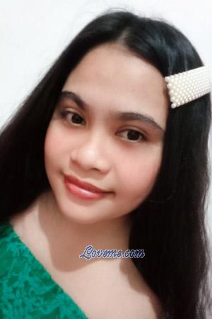 201433 - Joyce Age: 23 - Philippines