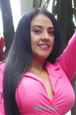 216644 - Adriana Age: 34 - Colombia