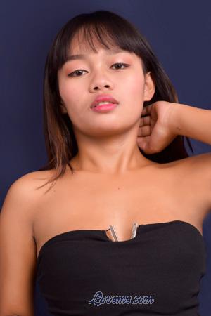 213018 - Marisa Age: 19 - Philippines