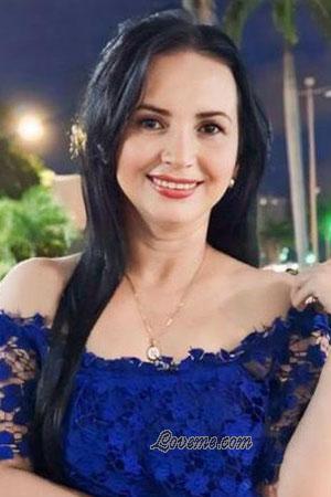 Nini, 220770, Cartagena, Colombia, Latin women, Age: 44, Beach, read ...