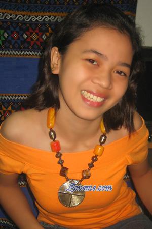 Mary Cris, 87581, Davao City, Philippines, Asian women, Age: 26, Eating ...